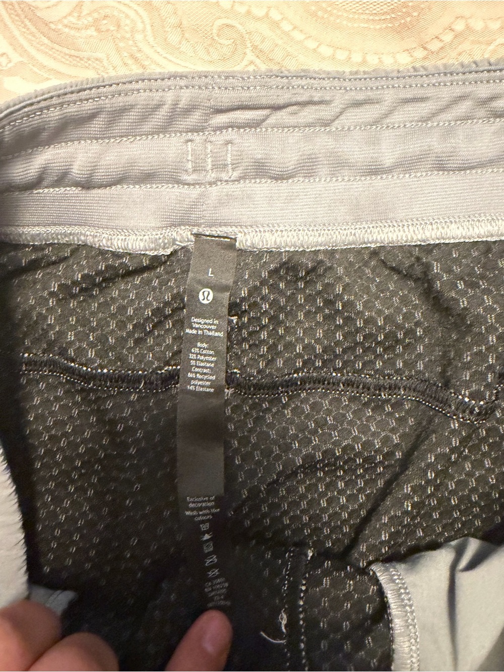 lululemon athletica Ease the Day Grey Shorts Sz L - Picture 2 of 2